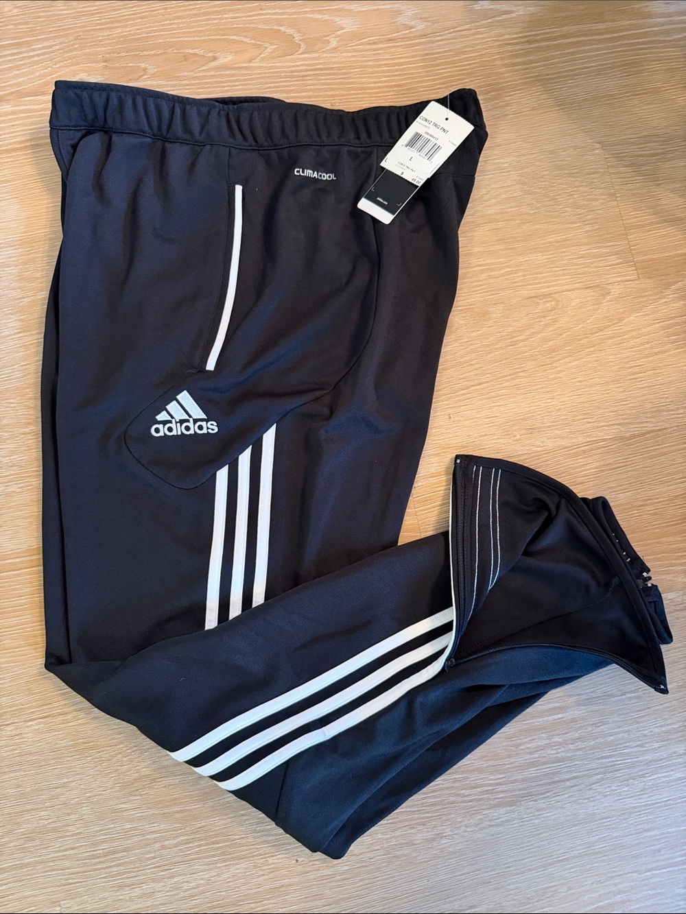 New adidas training pants Black with White 3-Stripes  zipped pockets